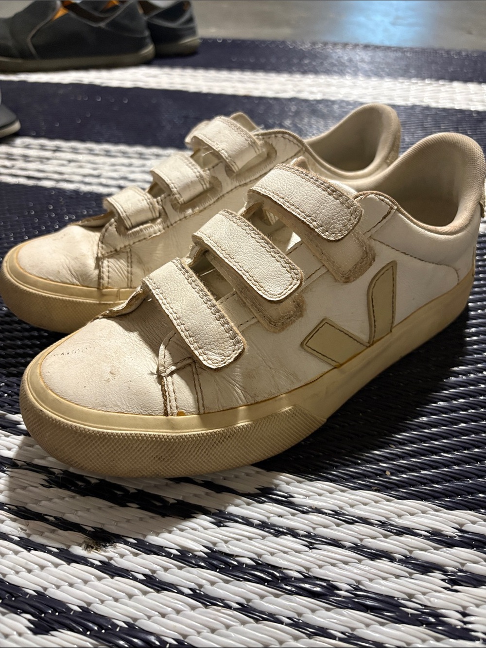 Veja White and Cream Velcro Sneakers